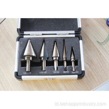 Step Drill Bits Kit dalam kasus aluminium